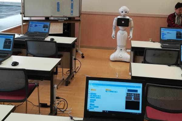 教室風景と講師