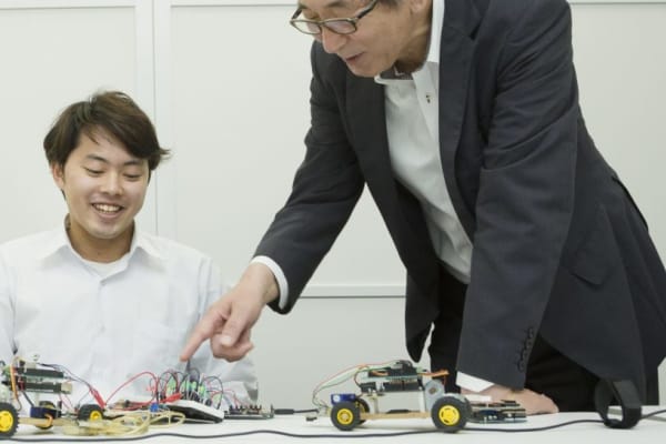 プログラミングカー