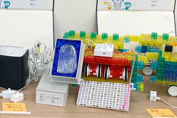 ロボットコンテスト「KOOV Challenge」で、2023年度は低学年部門の世界チャンピオンを含む4名(枠8)が入賞。2024年度も全国の受賞枠20のうち6枠を獲得しました！【2025年6月更新】