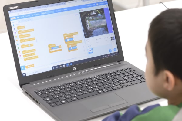 “スモールステップ”で本格的なコード学習まで導きます