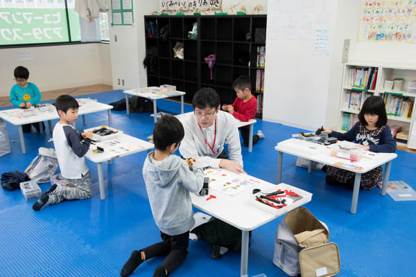 同じ教室の仲間と切磋琢磨して学びます