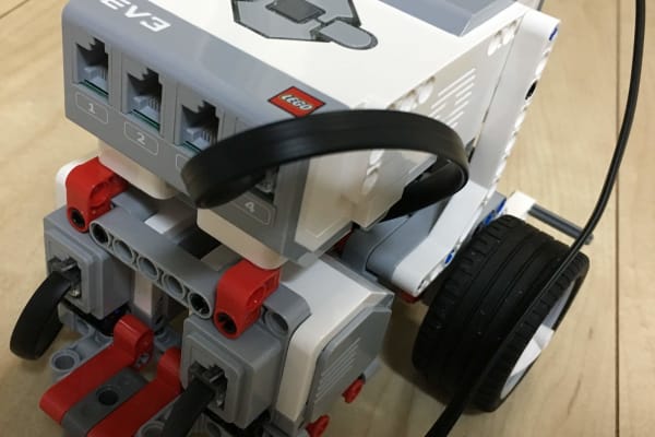 プログラミングでロボットが動く