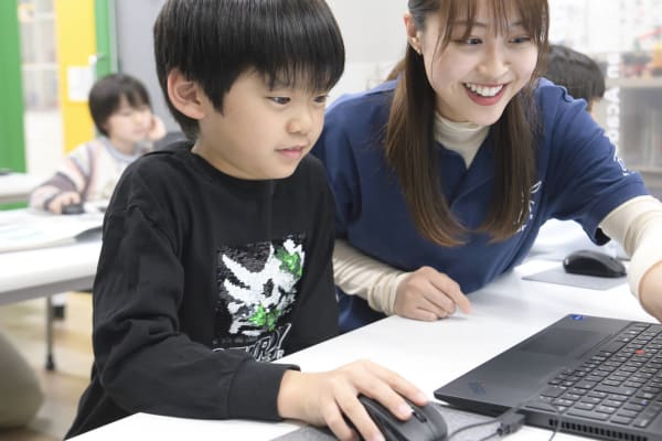 パソコン操作が初めてでも基礎から丁寧に指導します