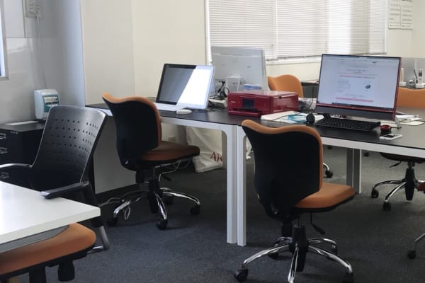 少人数で、質問にもすぐに応えられる教室です。