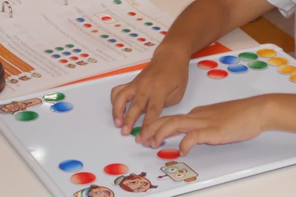 アンプラグド教材で論理的思考能力のブラッシュアップ。