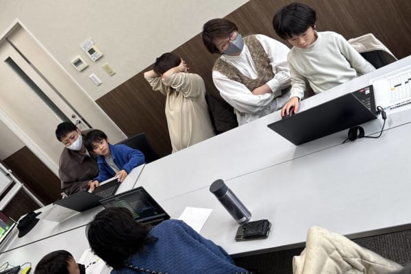 地域の貸会場で体験イベントの様子