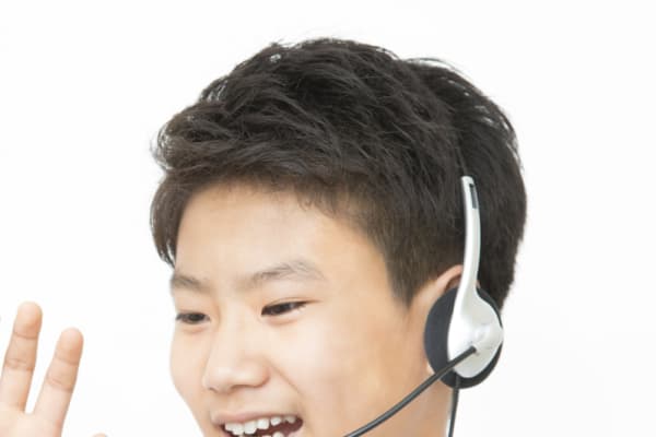 オンラインを活用し、発話を中心とした英会話です。