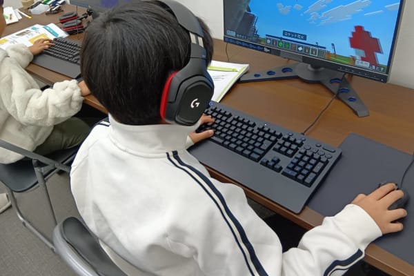 マイクラだから楽しく続く！新しいお友達ができたという生徒さんもいます◎