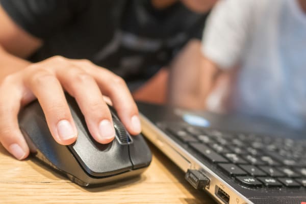 先生も生徒もみんな友達のように