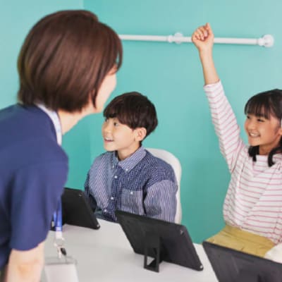 お子様自身での問題解決の手助けをする「コーチング」での指導を大切にしています。