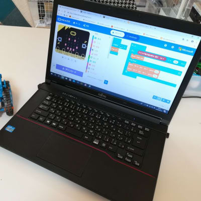 MakeCodeプログラミング