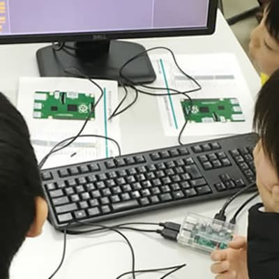 定期開催のITワークショップで、幅広いスキルを育成（京都教室）