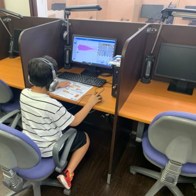 【ベーシックコース】小学校3年生からが目安。この生徒は、ゲームに音をつけているところ。こんな本格的な仕様も、できるんです（みなみ野教室）