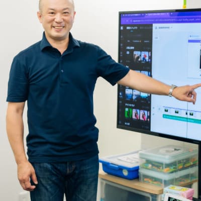 岡田先生：受賞歴や執筆歴も豊富！教材から動画まで作る、プログラミング教育歴10年