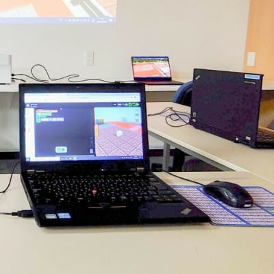 キッズプログラミングスクール8x9ATC校　教室風景1