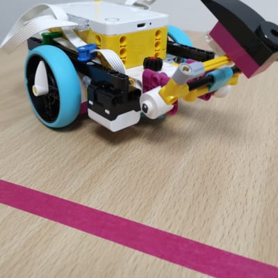 SPIKEラインカー