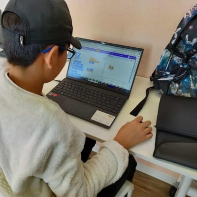 スクラッチコースでScratchを正しく学習しよう。