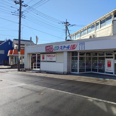 教室の外観です 七里駅　徒歩13分 大谷中通り沿い、マルエツ東門前店さん近くです