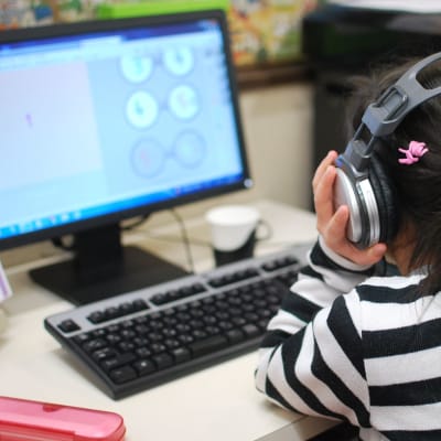 音がなるプログラミングしています。