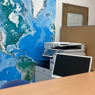 ここから楽しいレッスンへGO！検温や手指消毒など衛生管理にも気を配っています。