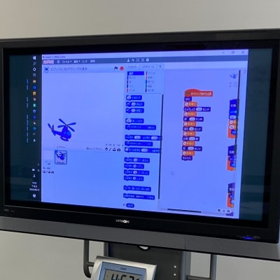 現役システムエンジニアの講師が丁寧に教えます。