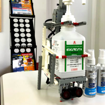 消毒ロボット