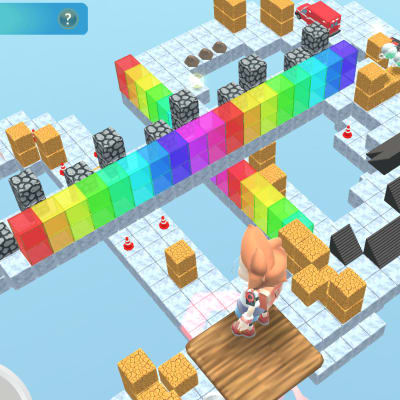 ロボットとサーキットで競争！アスレチックなどの作品作りも人気です。