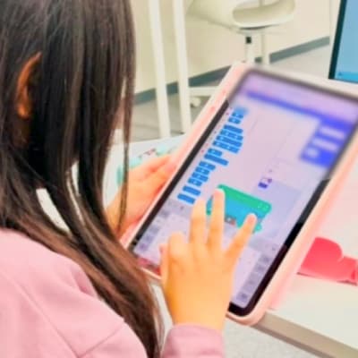 おうちのタブレットと連動して家庭学習もできる！