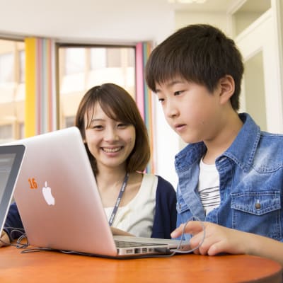 ゲーム&アプリプログラミングコースの授業の様子