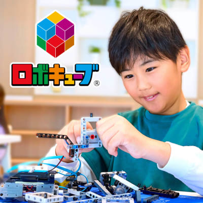 自分で組み立てて、自分で動かす。少人数制だからできる丁寧なサポートでしっかりチカラを身につけよう！