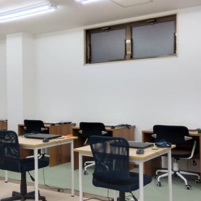 机の間隔も取って、感染症対策にも留意しています。