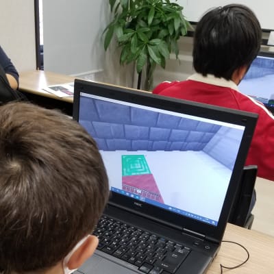 体験会の様子。どうやったらクリアできるかな？？