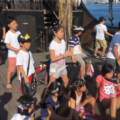 ハワイコースでは、ハワイ提携校のオンライン/リアル留学で、英語イマージョンを体験します。