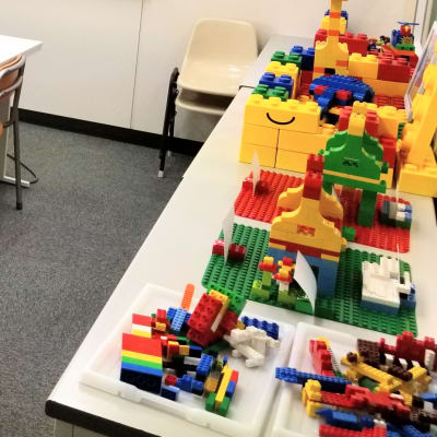 教室の様子（新百合ヶ丘教室）。学習意欲を高める楽しい授業を展開します。