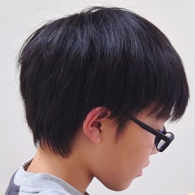 Bさんのレッスンの様子です。キーボードでタイピングの練習を行っています。 お手本通りにキーボードを打てていますね！