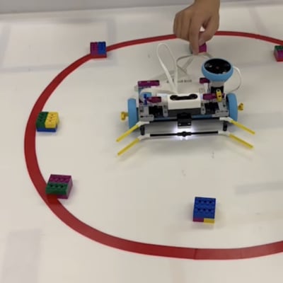 ルンバもテスト初期はLEGOで作られたそうです