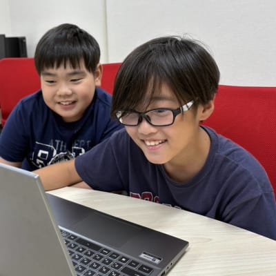 一緒にゲーム中