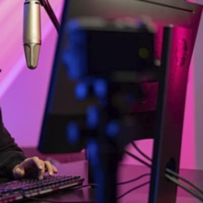 動画編集無料プライベート体験レッスン（土:４PM）