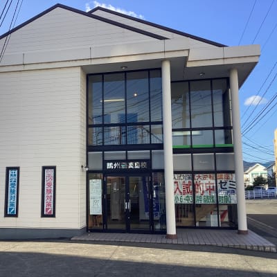 高島校の外観です