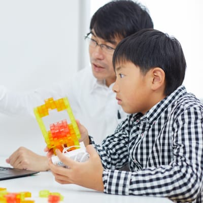 個別指導塾で培ったノウハウで、ひとりひとりをサポートします