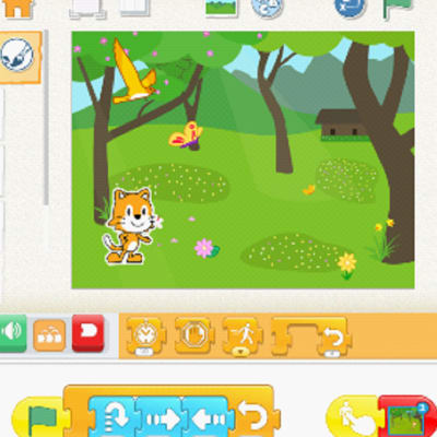 ビジュアルプログラミングクラスでは、「SCRATCH」使います。