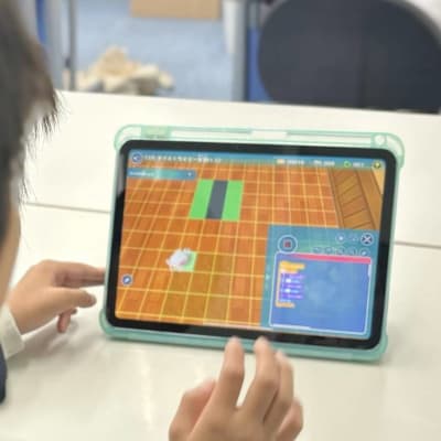 プログラミング教育のガイドラインに沿ったカリキュラムで学習を進めることが出来ます