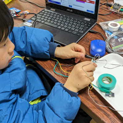 マイクロビットでイライラ棒を作成しました