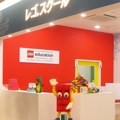 ノースポート・モール３Fにあります。随時体験レッスン受付中！