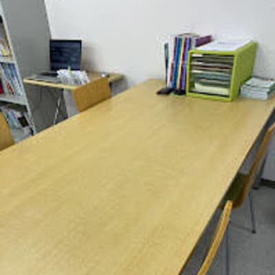 5-Daysでは個別指導塾の特長を生かして、一人ひとりの目標達成に向けた指導カリキュラムをご提供します。学校生活や勉強、進路など悩みは様々です。ぜひご相談ください！