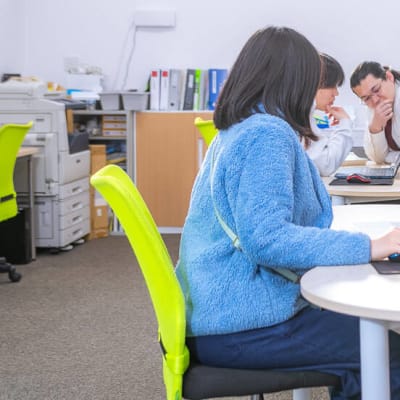 対面授業でしっかりと授業を進める。だから早い。だから伸びる。
