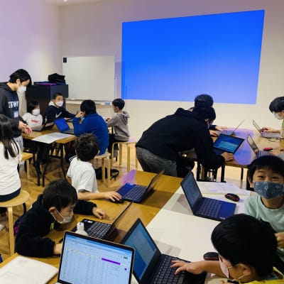 海浜幕張教室日曜午後クラスのレッスンの様子