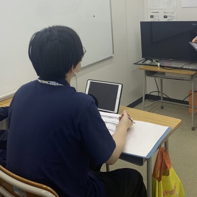 お友達の前で発表することにも慣れてきます。