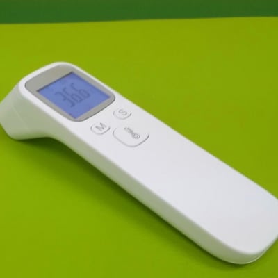 皆さん、お越しくださったときは検温にご協力ください！