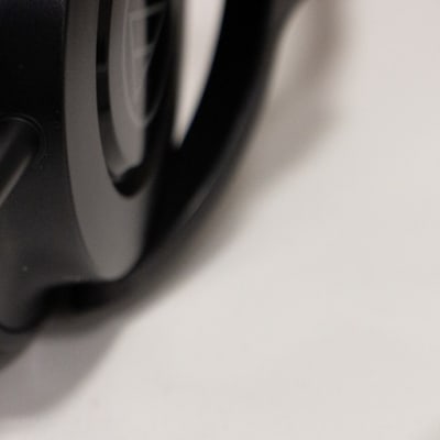 toio（トイオ）を活用した創作活動を通してプログラミング的思考力や発想力を育みます。